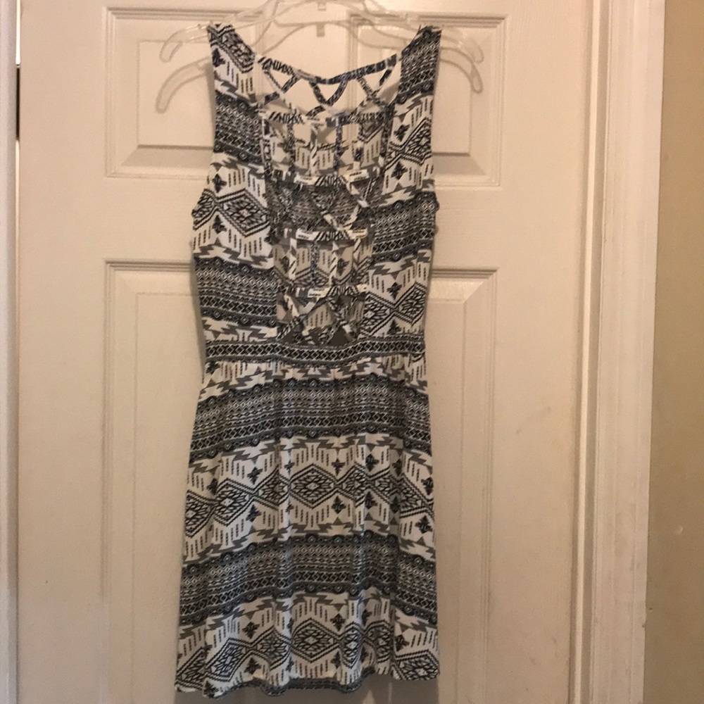 Dress - Picture 4 of 4